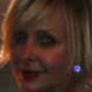 Meet your Posher, Lara